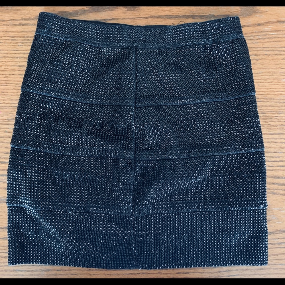 BLACK SPARKLY TIGHT SKIRT